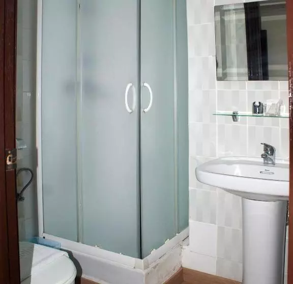 فندق فئة نجمة واحدة Pension Waksman