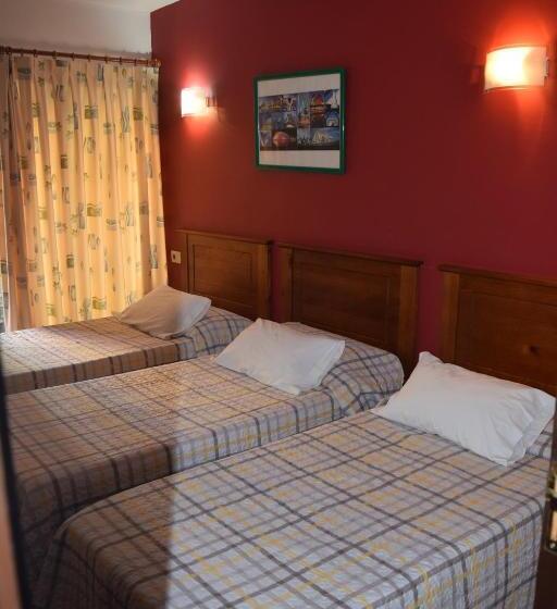 مسافرخانه Pension Waksman