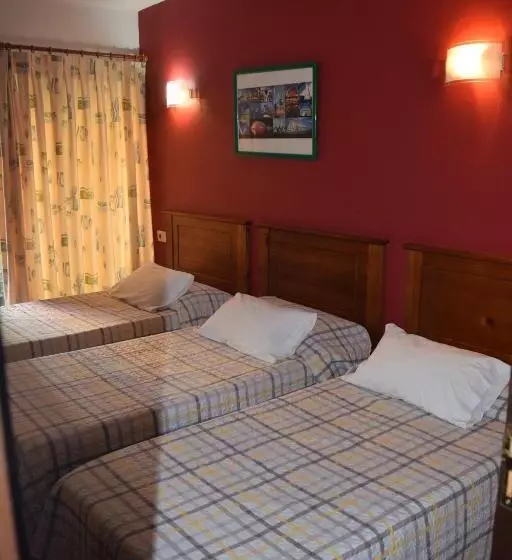 فندق فئة نجمة واحدة Pension Waksman