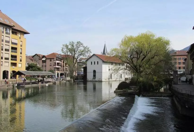 Отель Icône Hôtel  Annecy