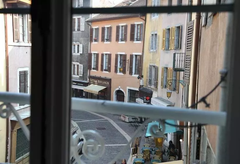 Отель Icône Hôtel  Annecy