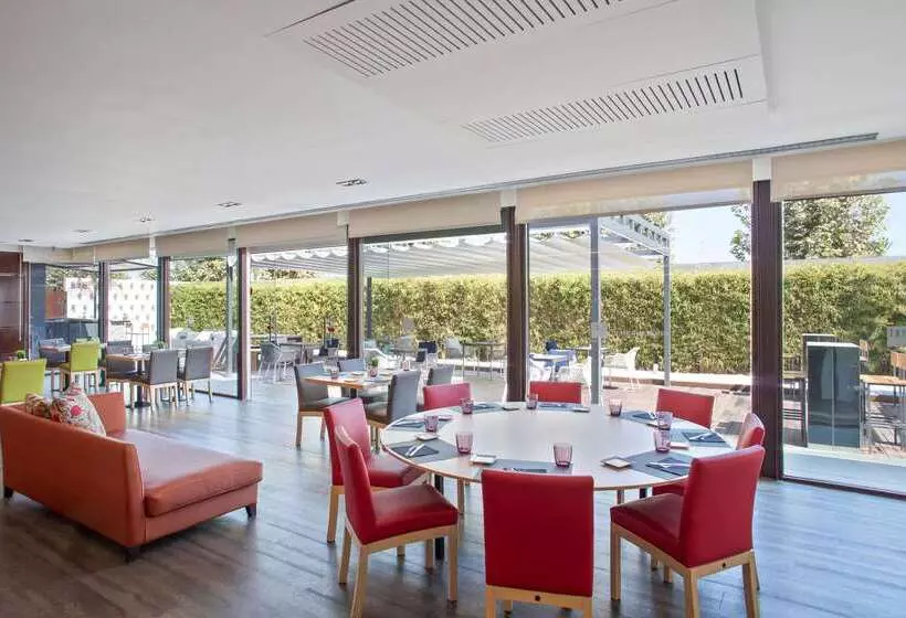 בית מלון כפרי Innside By Meliá Barcelona Aeropuerto