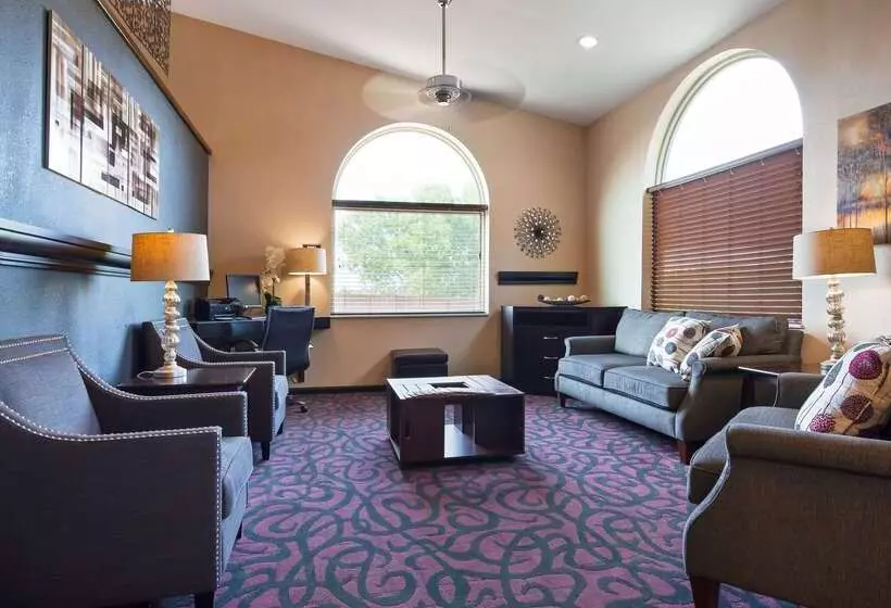 בית מלון כפרי Best Western Borger Inn