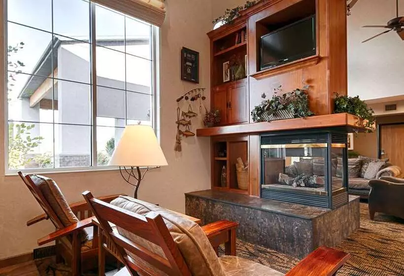 ホテル Best Western Holiday Hills