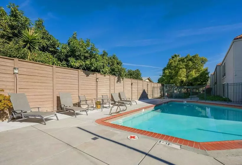 酒店 Best Western Lanai Garden Inn & Suites