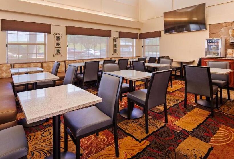 בית מלון כפרי Best Western Plus Oklahoma City Yukon