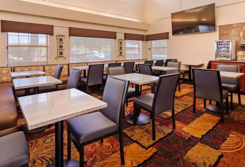 ホテル Best Western Plus Oklahoma City Yukon