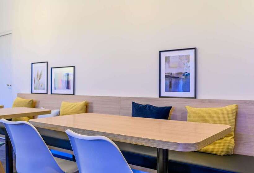 Comfort Hotel Amiens Nord