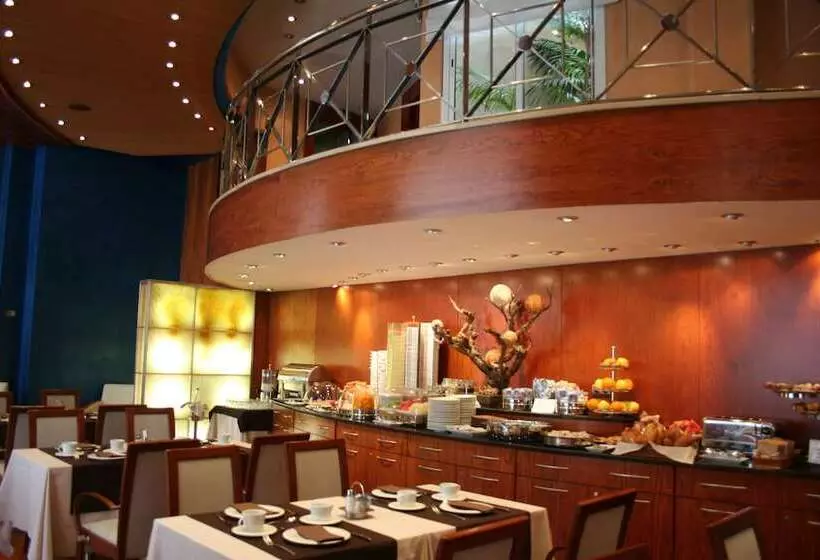 Отель Garbi Millenni