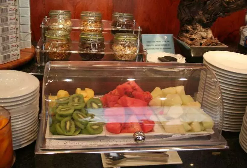 Отель Garbi Millenni