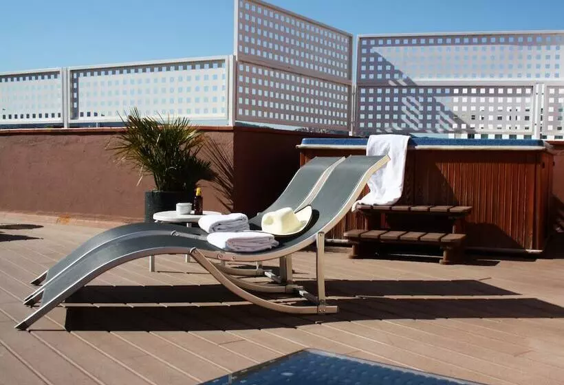 Отель Garbi Millenni