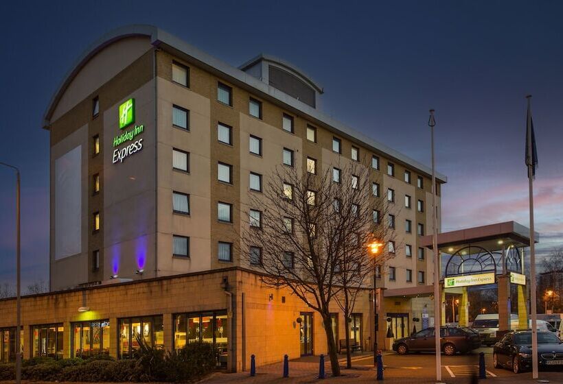 Hotelli Holiday Inn Express London Wandsworth, An Ihg