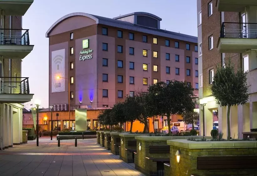 호텔 Holiday Inn Express London   Wandsworth, An Ihg