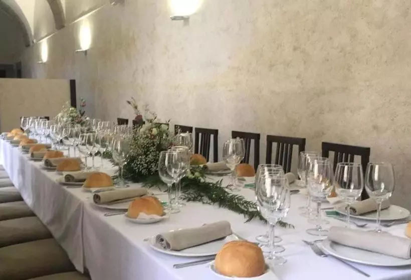 Отель San Nicolas El Real