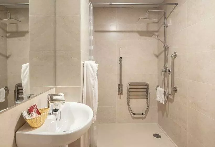 ホテル htop royal star