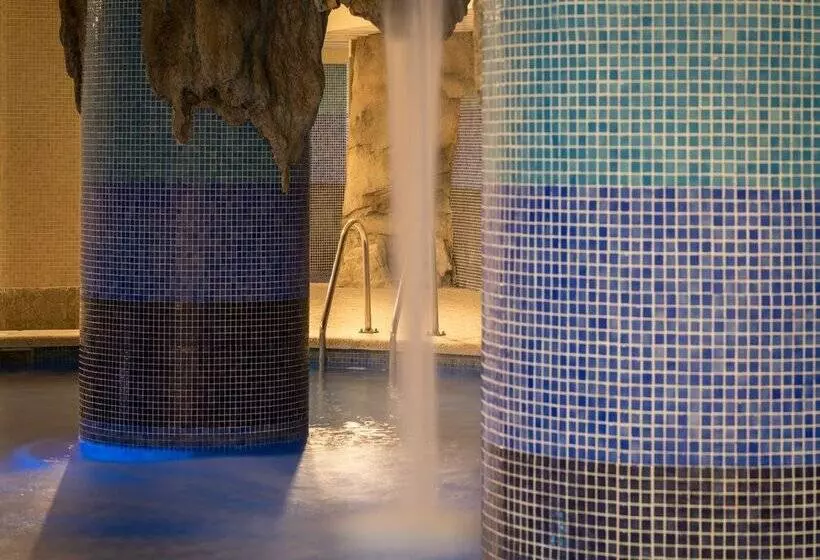 ホテル htop royal star