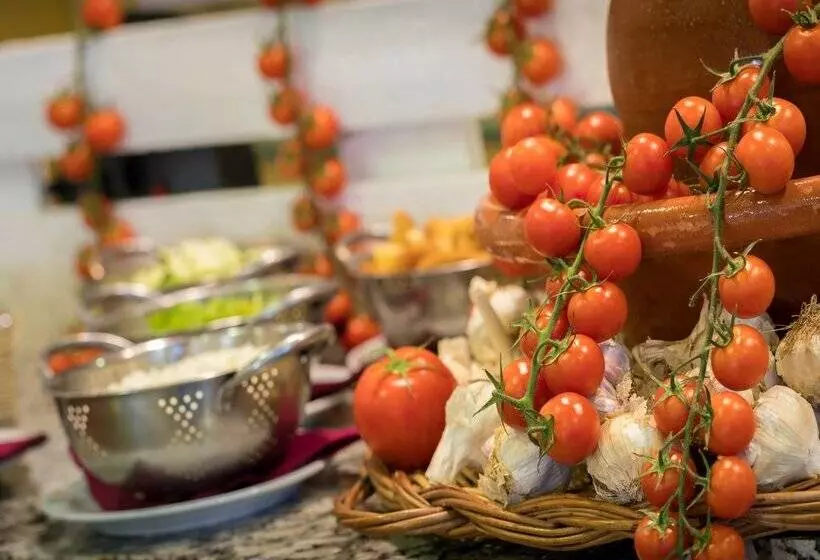 ホテル htop royal star