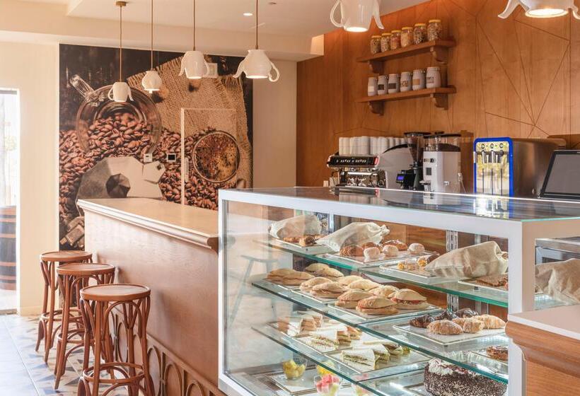 Отель Iberostar Waves Royal Andalus