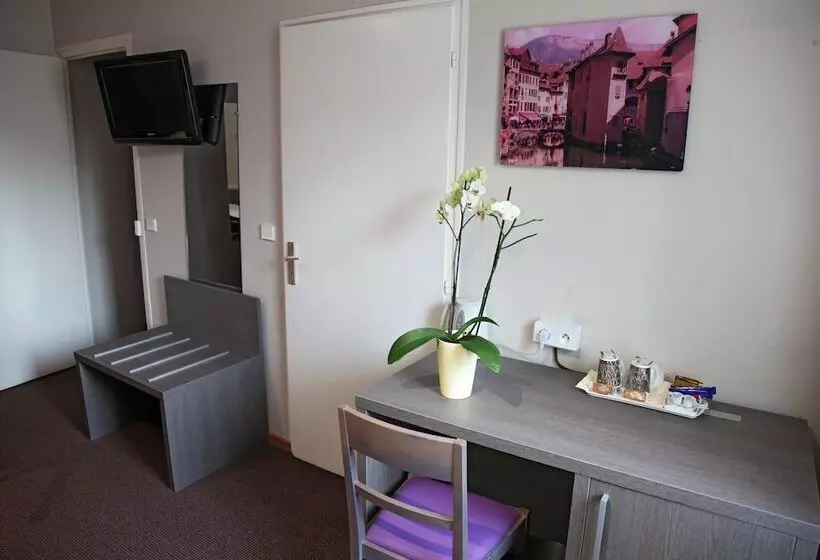 Отель Icône Hôtel  Annecy