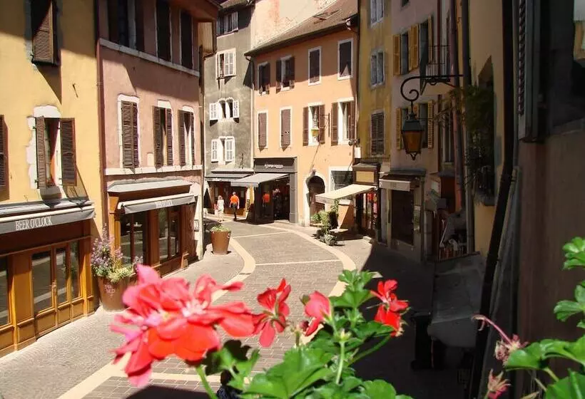 Отель Icône Hôtel  Annecy