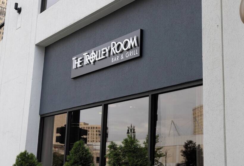 هتل Indigo Detroit Downtown, An Ihg