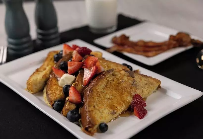 Отель Indigo Detroit Downtown, An Ihg