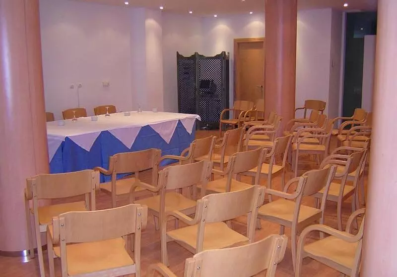 Hotell Neptuno By On Group