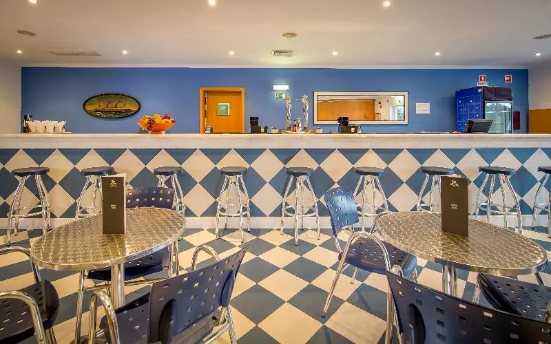 Отель Vila Gale Nautico