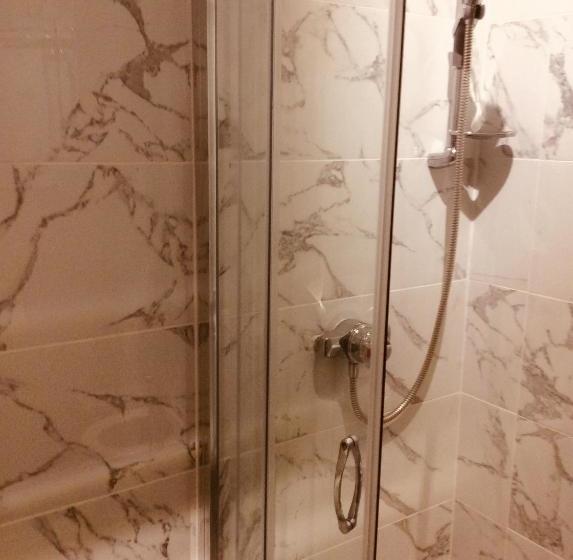 مبيت وإفطار Whatley House