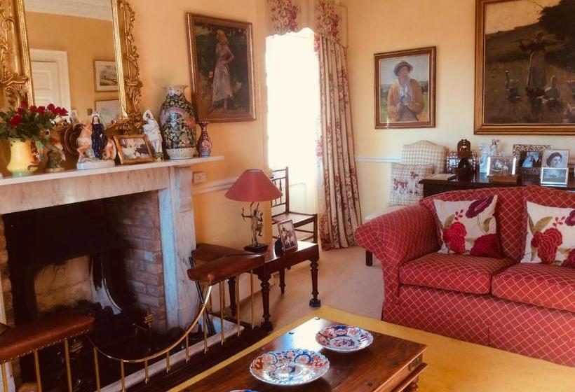 مبيت وإفطار Whatley House