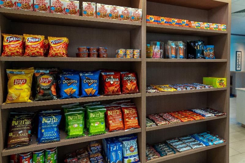 فندق Holiday Inn Express & Suites Las Vegas E Tropicana, An Ihg