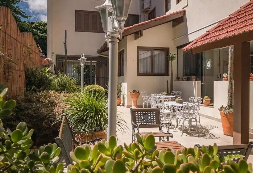 Hotelli Pousada Serrana