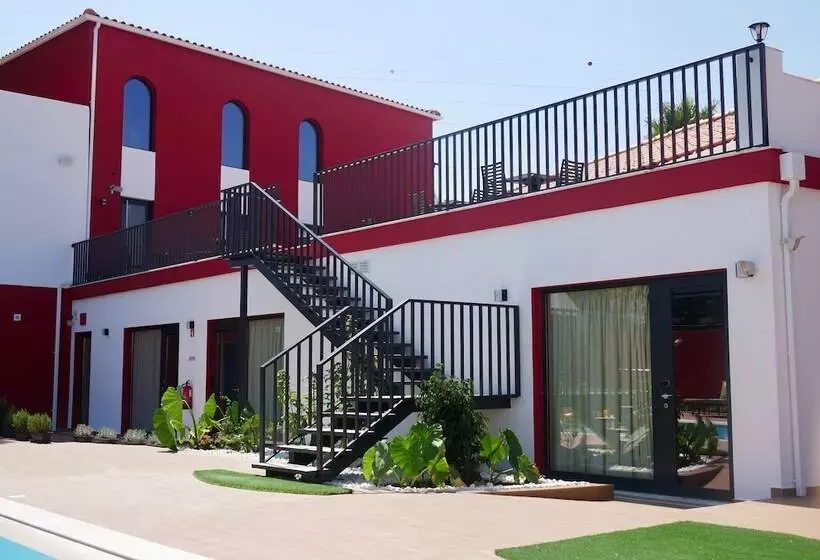 Hotelli Villa 3 Caparica   Lisbon Gay Beach Resort