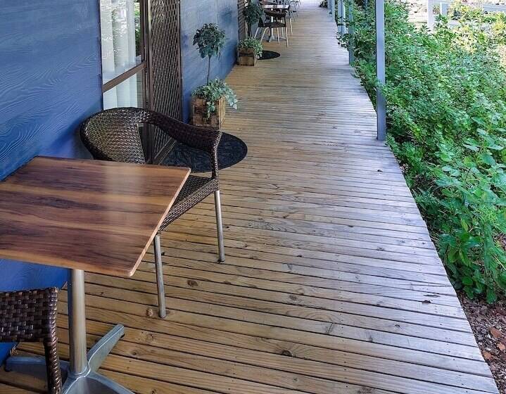 بنسيون Edlin House