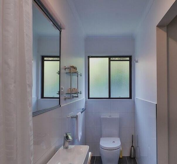 بنسيون Edlin House