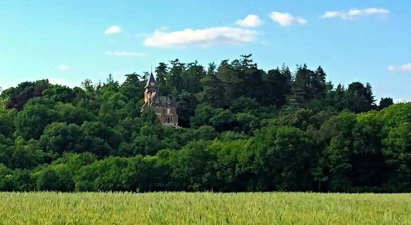 Majatalo The Archeologist Home Chateau Le Mur