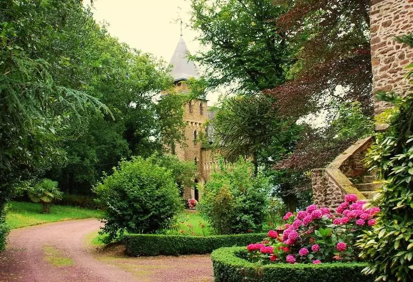 Majatalo The Archeologist Home Chateau Le Mur