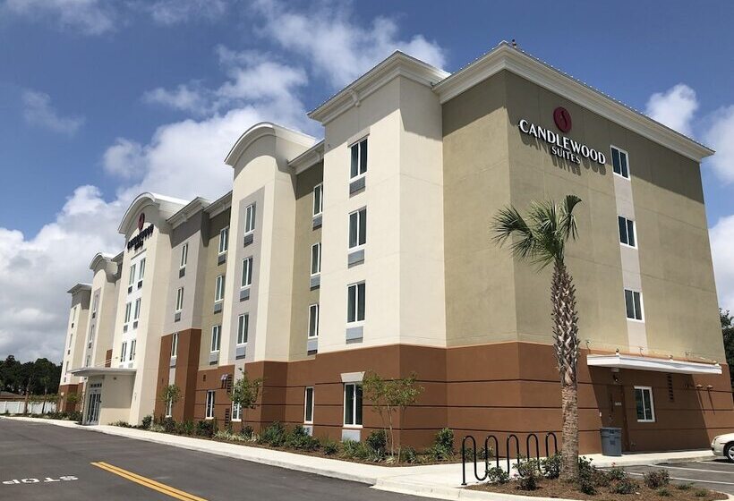 Отель Candlewood Suites   Panama City Beach Pier Park, An Ihg