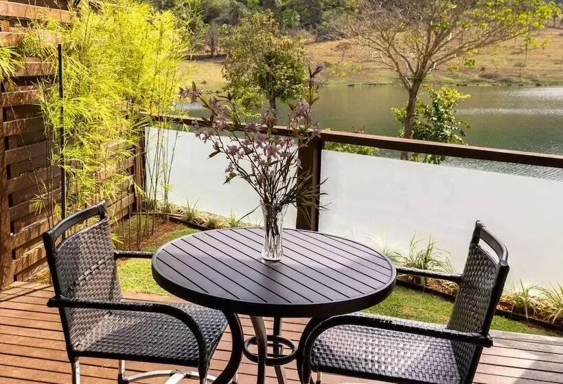 Hotelli Escarpas Eco Village