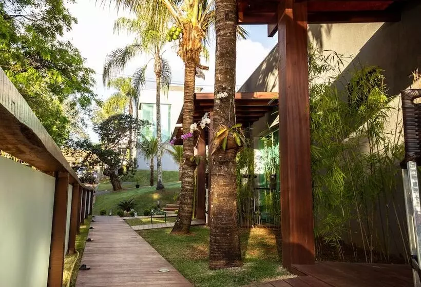 Hotelli Escarpas Eco Village