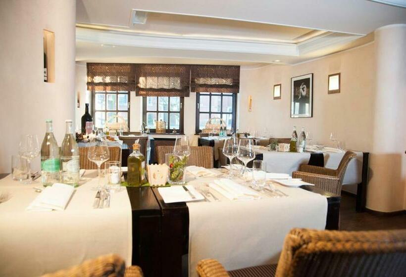 Отель Hensens Residenz