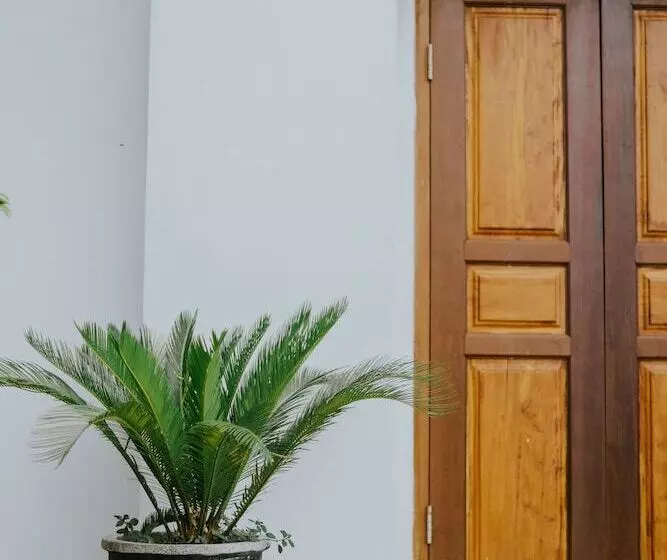 ホテル Lanussa Hill Villa