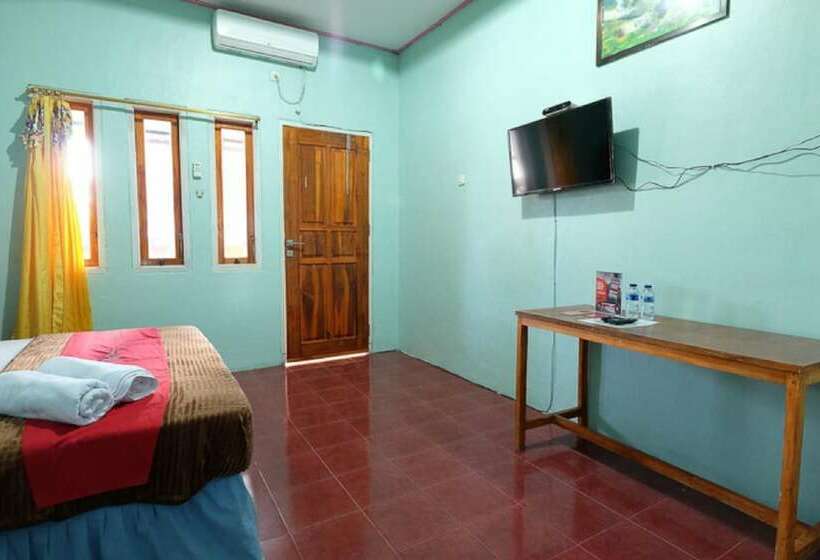 Pension Reddoorz Near Mangrove Forest Kupang