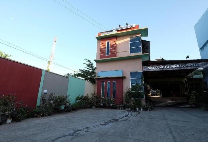 Pension Reddoorz Near Mangrove Forest Kupang