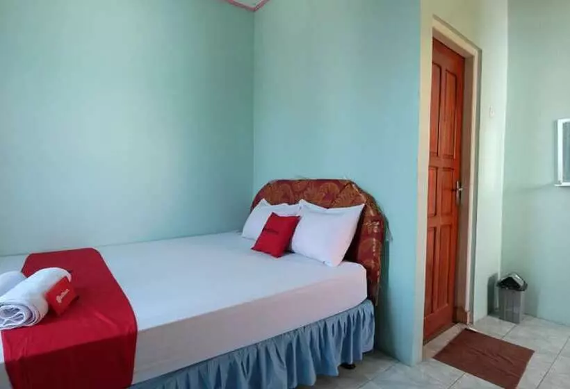 Majatalo Reddoorz Near Mangrove Forest Kupang