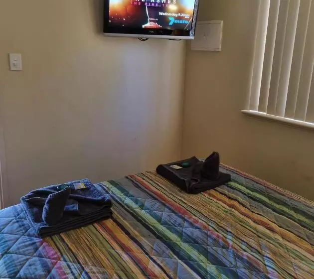 Hotelli The Cove Holiday Village