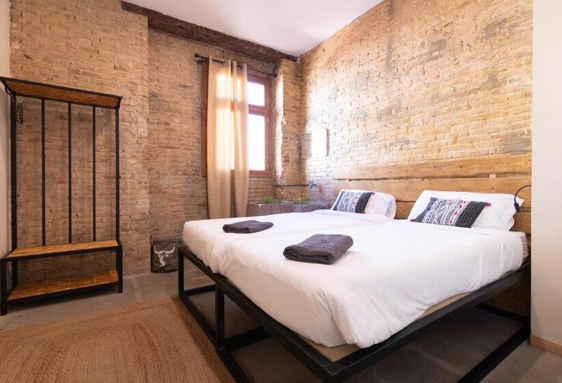 تختخواب و صبحانه Birdhouse