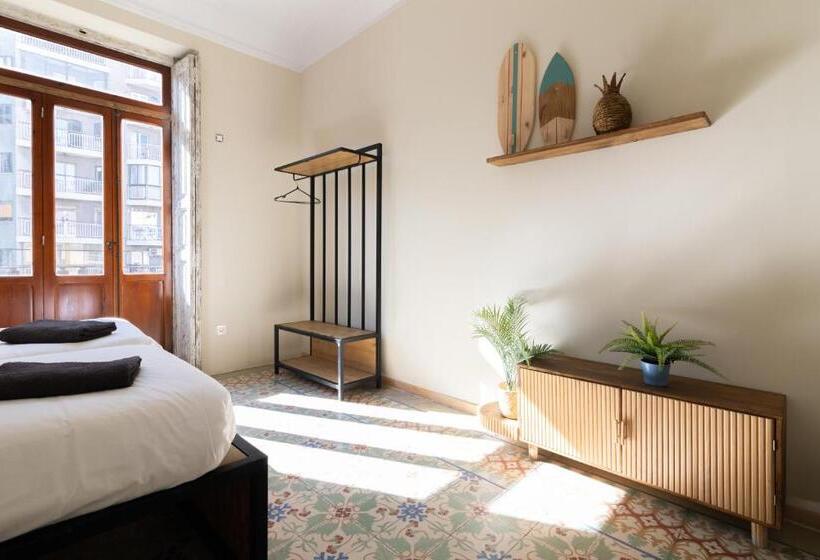 تختخواب و صبحانه Birdhouse