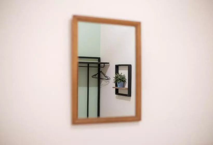 تختخواب و صبحانه Birdhouse