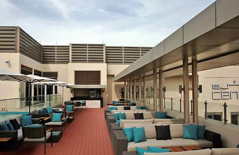Hotelli Centro Corniche Al Khobar By Rotana